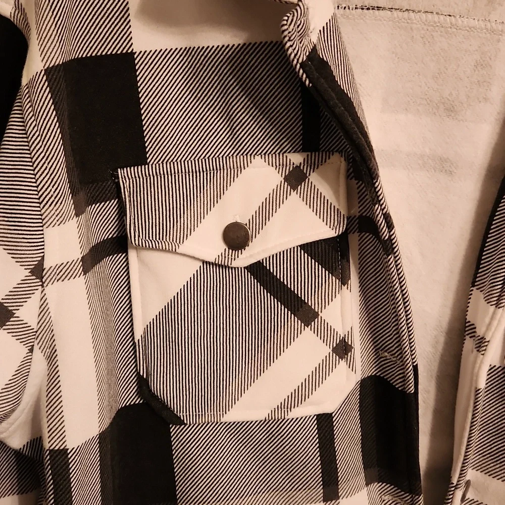 Jacket - Picture 2 of 9